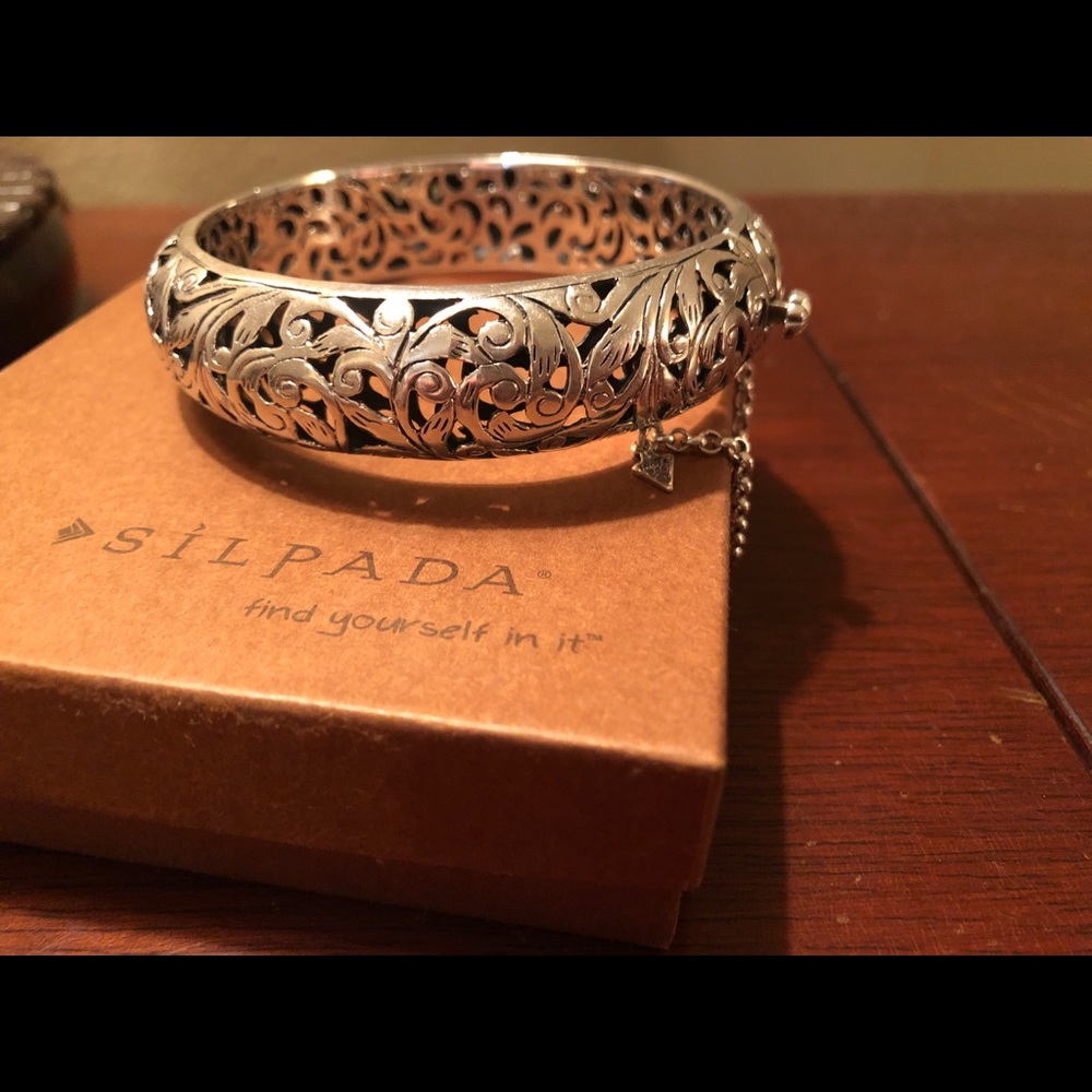 SILPADA Sterling Silver Hinged Bangle Bracelet